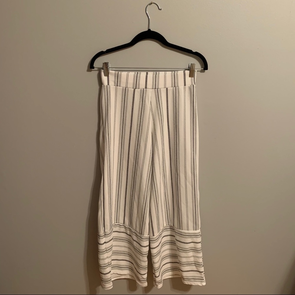 Pretty Little Thing Striped Pants Size S/M